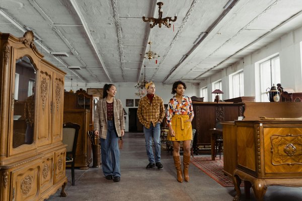 4- Pieds : un magasin de meubles au Mans spécialisé dans la personnalisation du mobilier